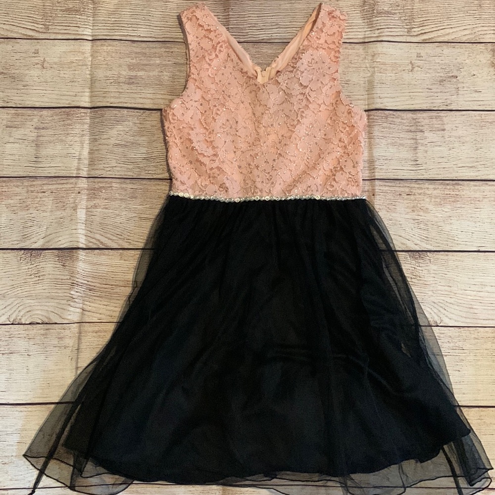 Girls size 12 dress new with tags